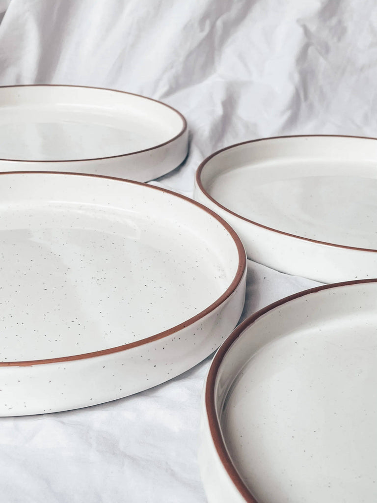 Black Marks on my Ceramics: How To Get Rid of Them