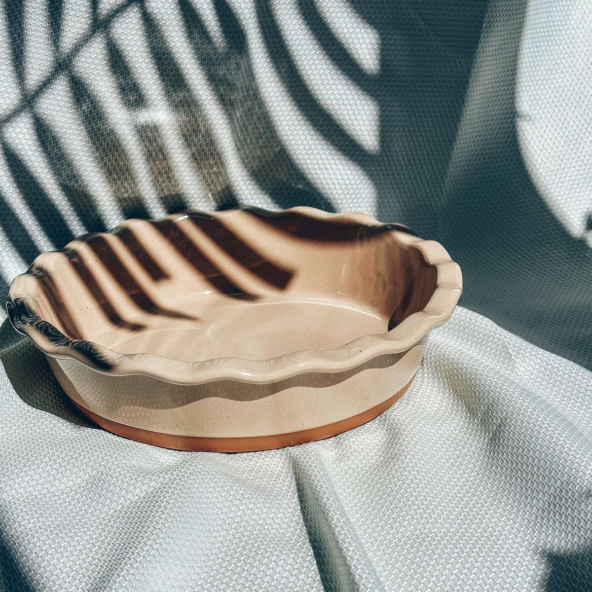 Mora Ceramic Deep Fluted Pie Dish for Baking - 9 inch Porcelain Pie Plate  for Apple, Quiche, Pot Pies, Tart, etc. - Modern Farmhouse Style - Vanilla
