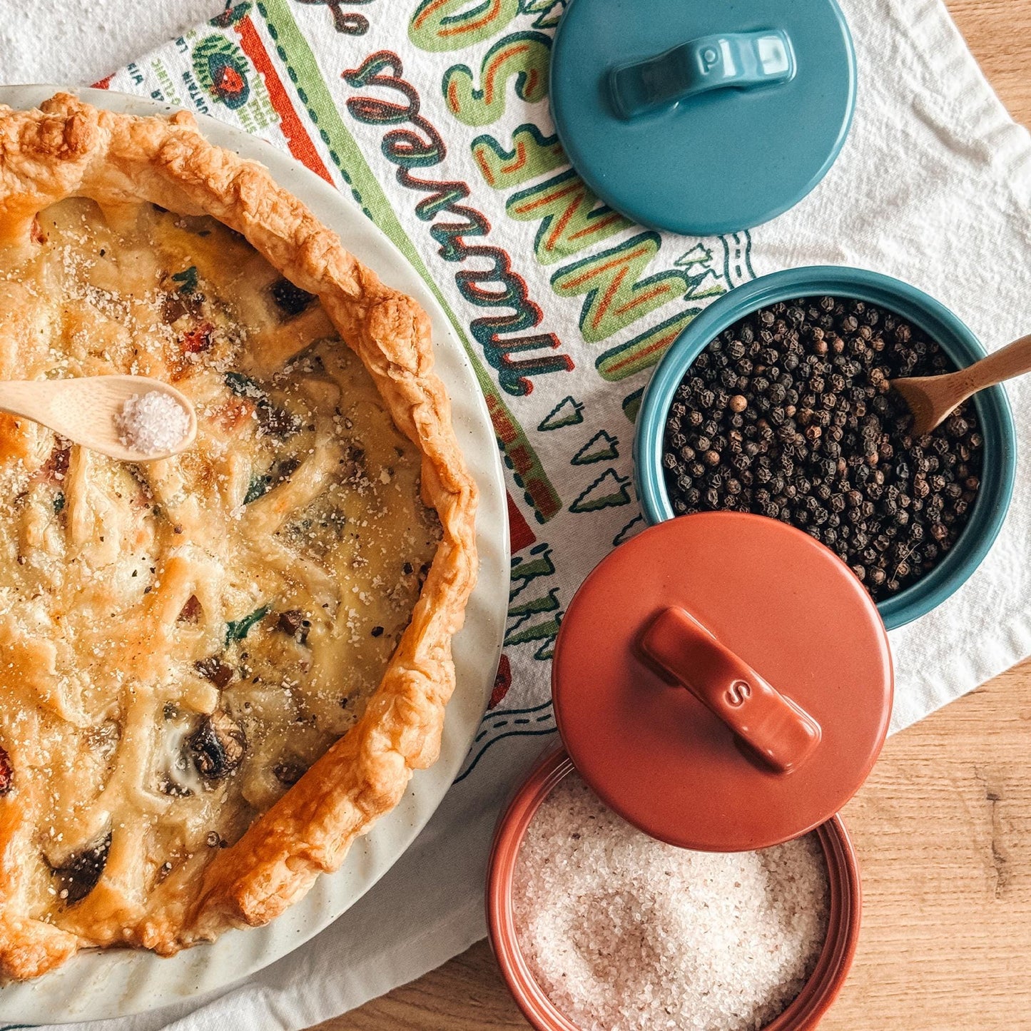 MORA CERAMICS Kitchen & Dining Salt & Pepper Cellar Set - Azure Blue & Crimson Red