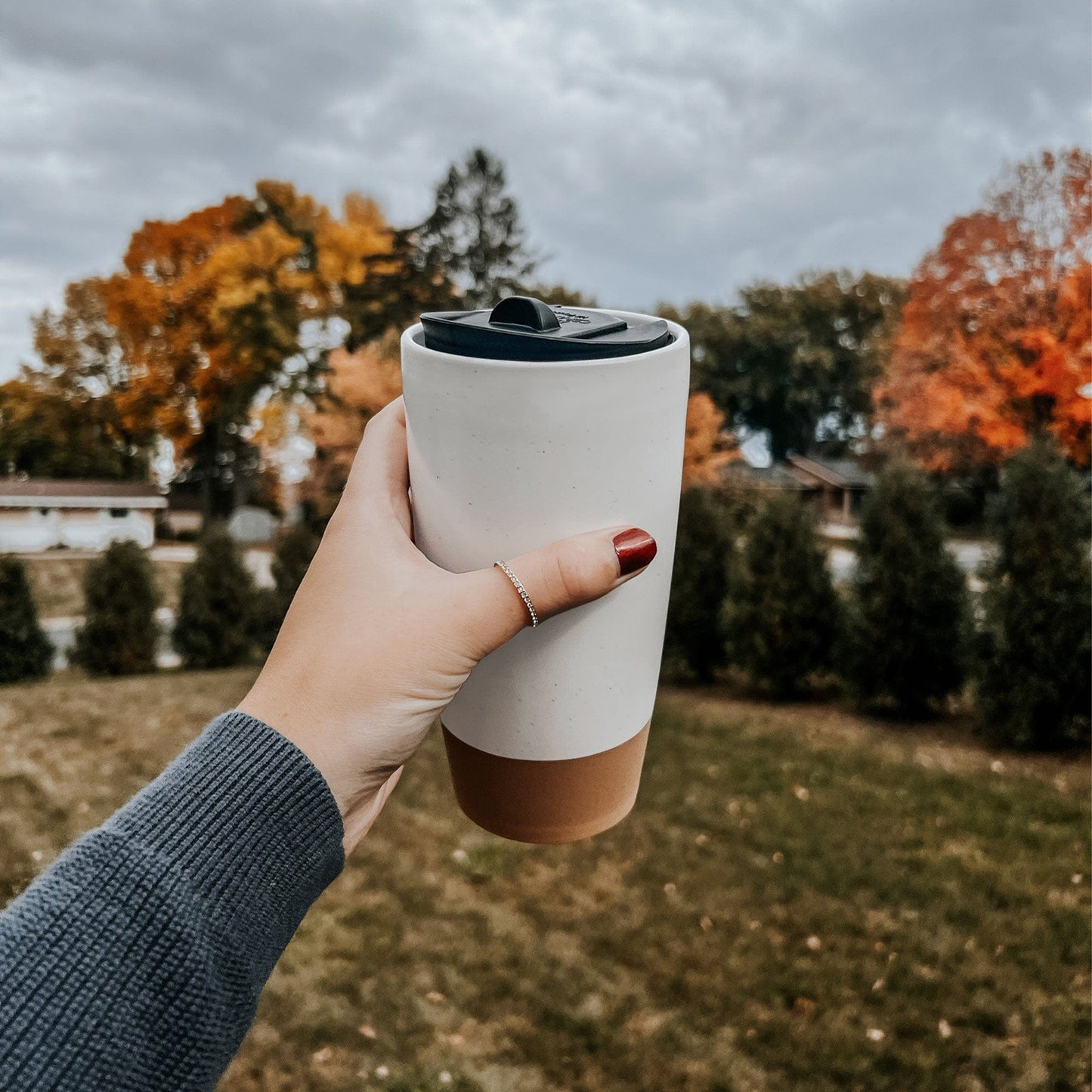MORA CERAMICS Kitchen & Dining Double Walled Ceramic Travel Mug with Lid - Cotton White - 14oz