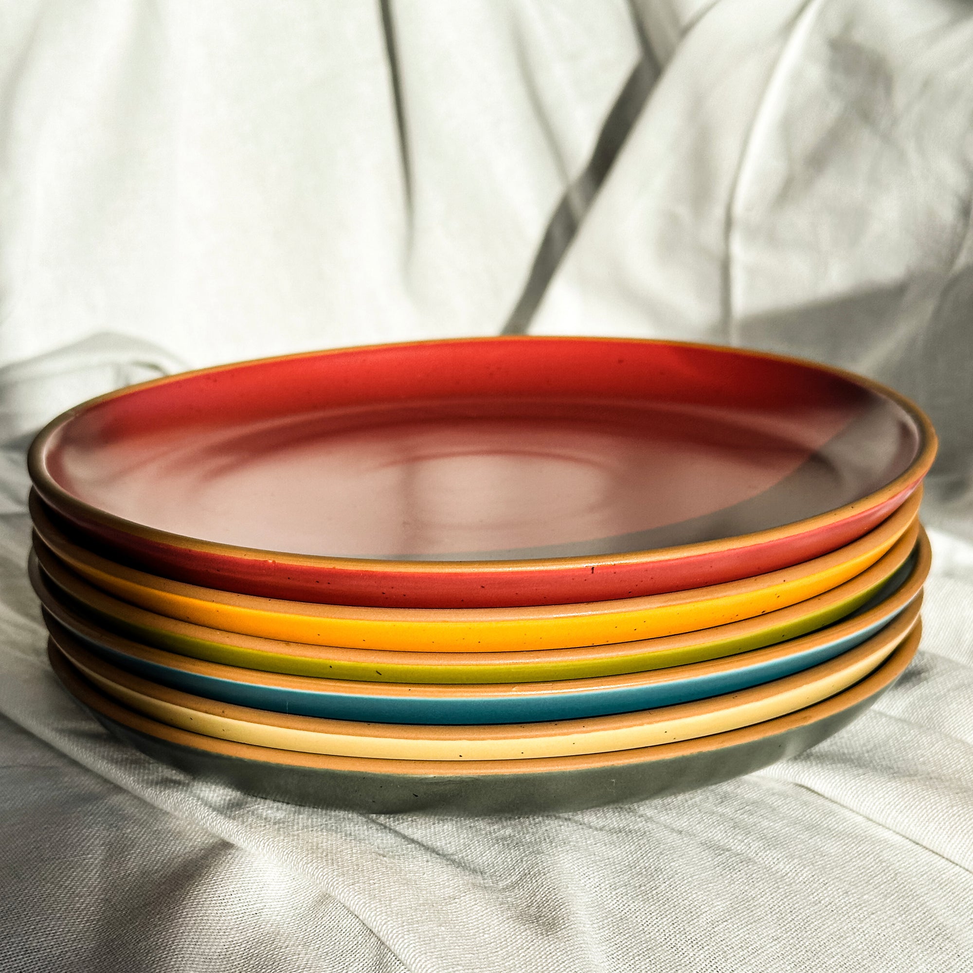 Rimmed & Speckled - Set of 6 - 7.8in