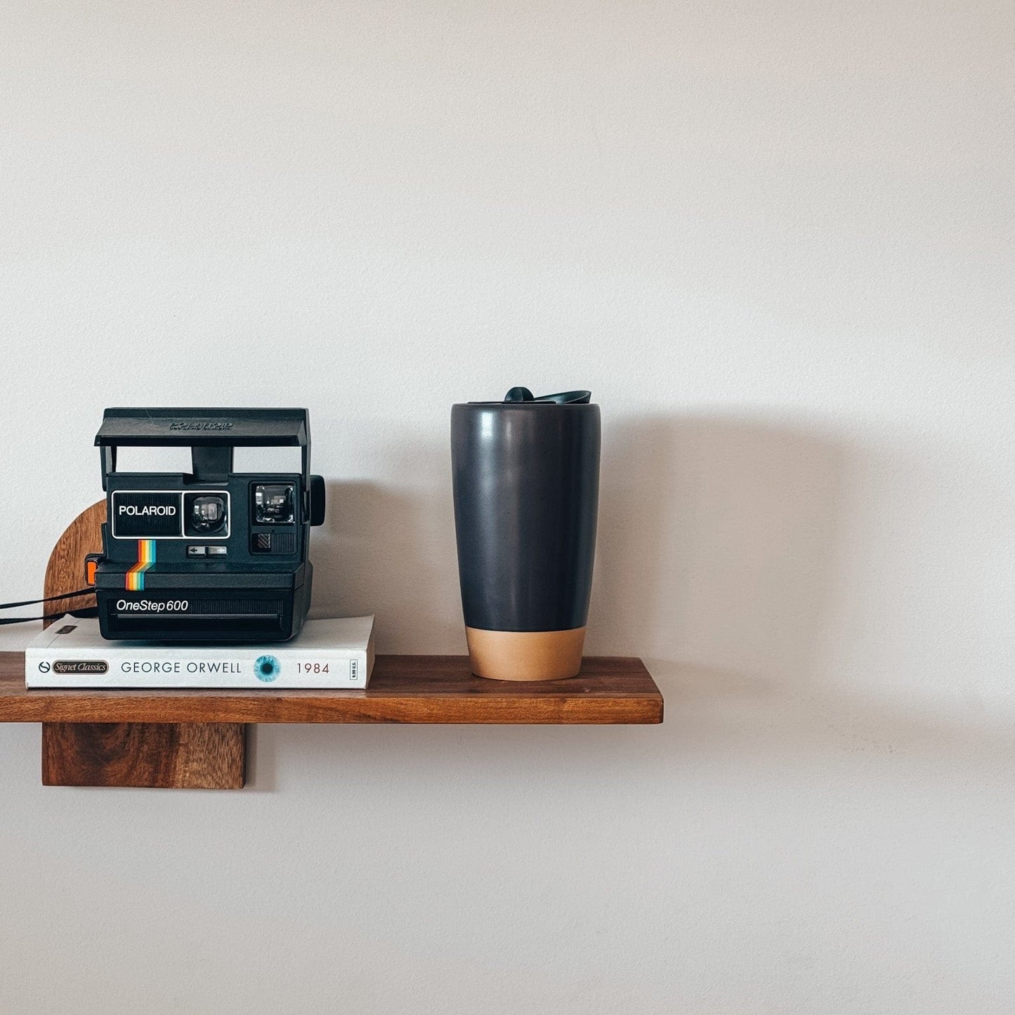 MORA CERAMICS Kitchen & Dining Double Walled Ceramic Travel Mug with Lid - Nightwaves - 14oz