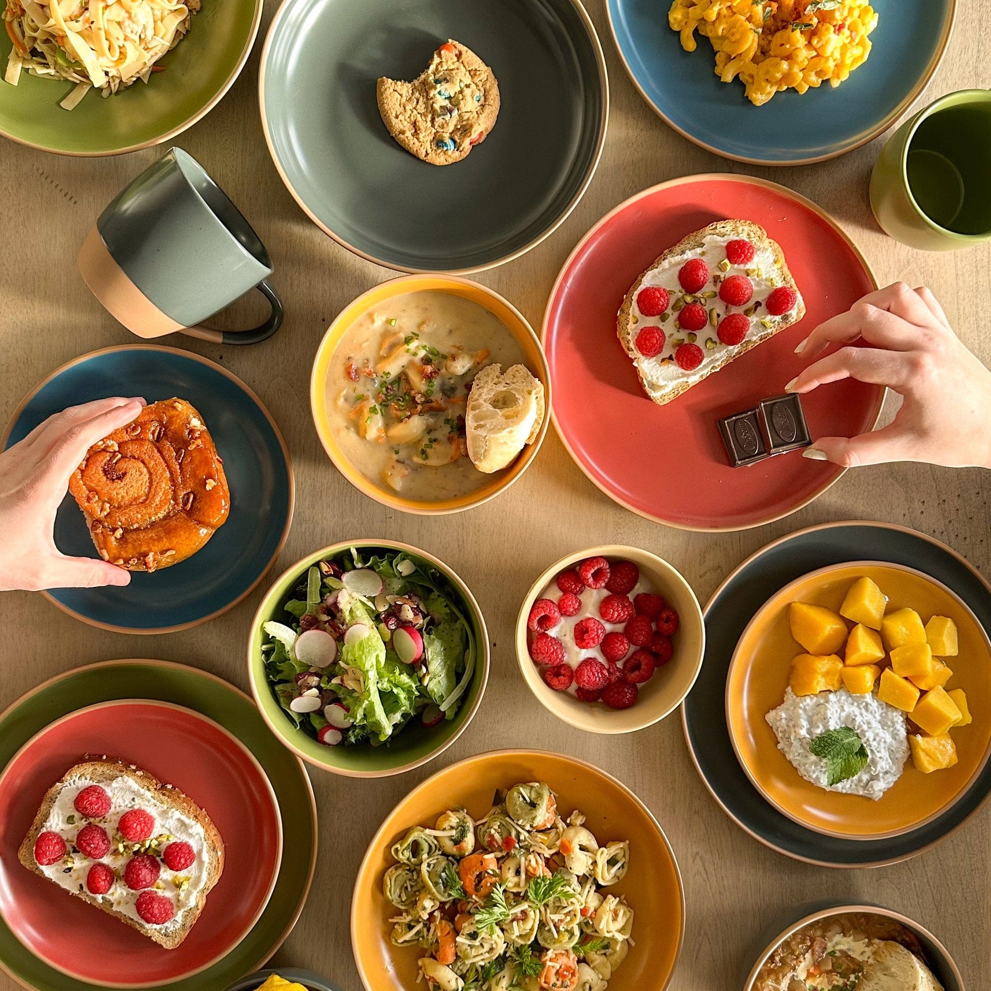 MORA CERAMICS Kitchen & Dining Dinner Plates - 10in - Artisan