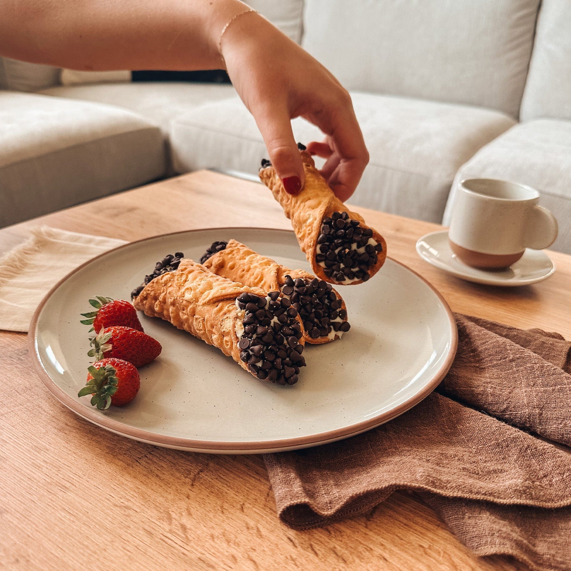 MORA CERAMICS Kitchen & Dining Dinner Plates - 10 in - Earl Grey