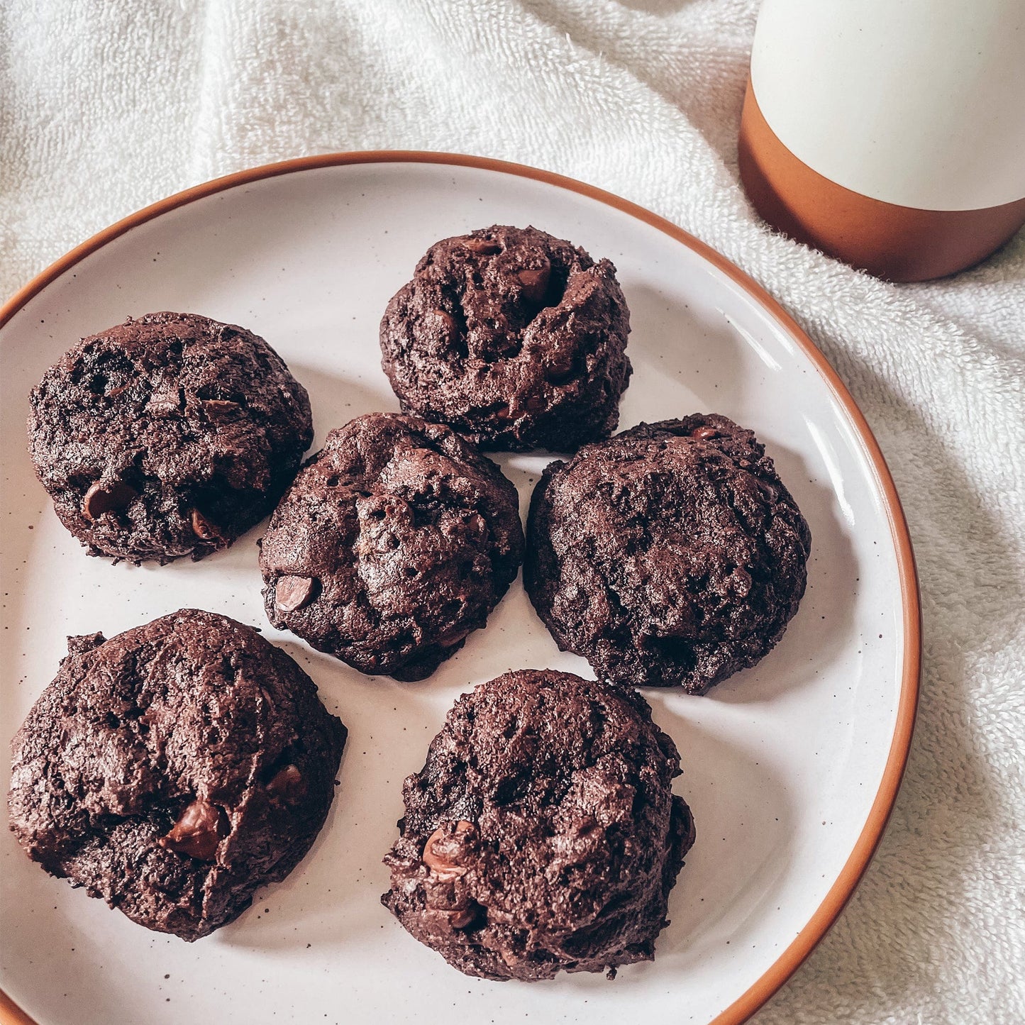 MORA CERAMICS Kitchen & Dining Dinner Plates - 10 in - Vanilla White