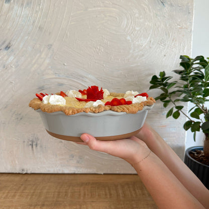 MORA CERAMICS Kitchen & Dining Deep Pie Pan - 9in - Earl Grey