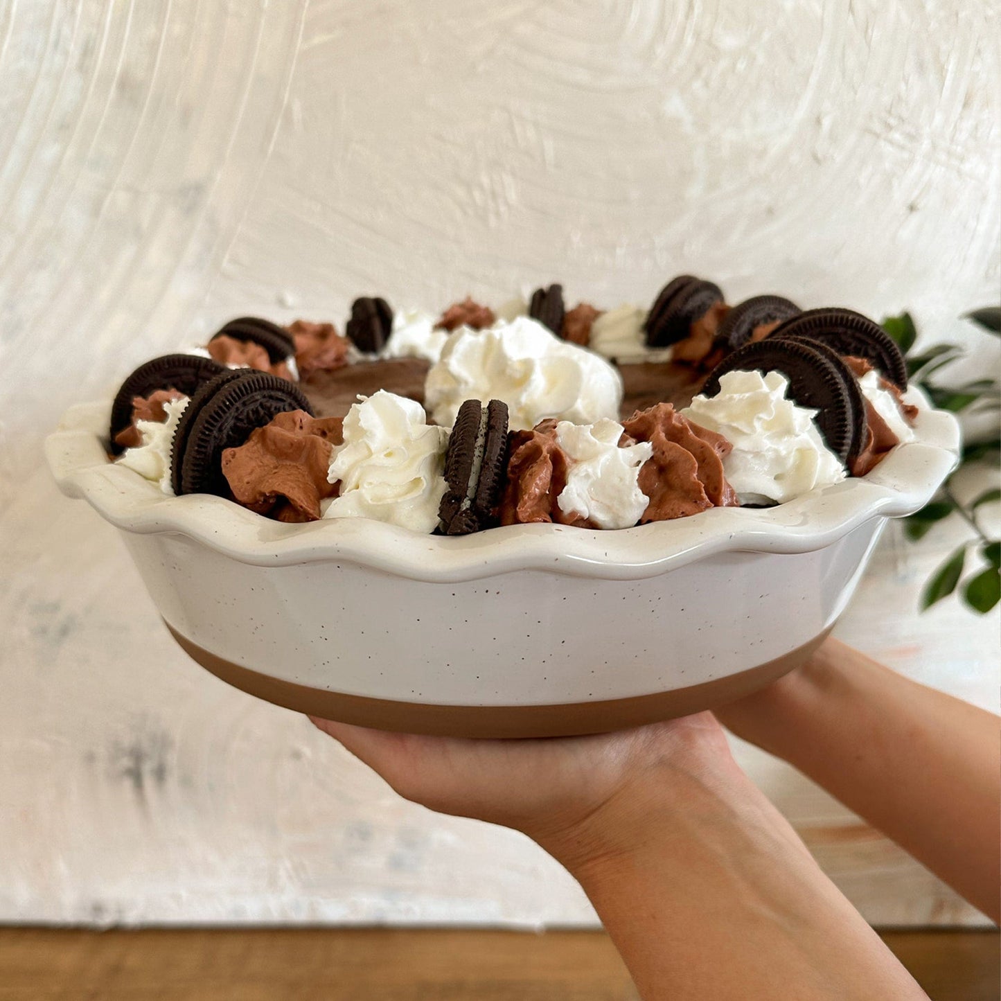 MORA CERAMICS Kitchen & Dining Deep Pie Pan - 9in - Vanilla White