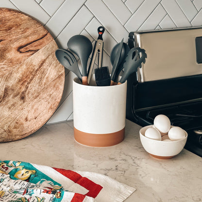 MORA CERAMICS Kitchen & Dining Utensil Crock - 6.3x7.3 in - Vanilla White