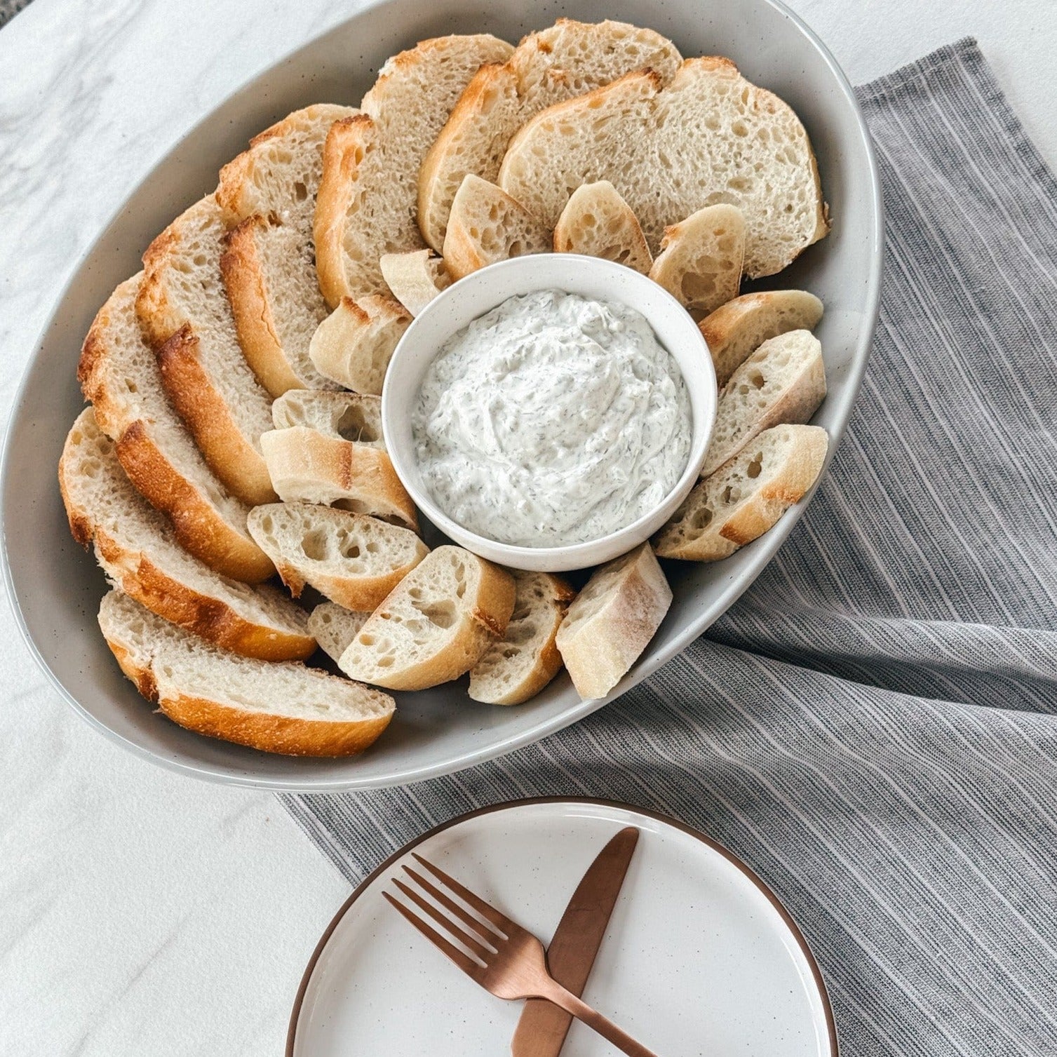 MORA CERAMICS Kitchen & Dining L & XL Serving Dishes - 13.5 & 11.8in - Earl Grey