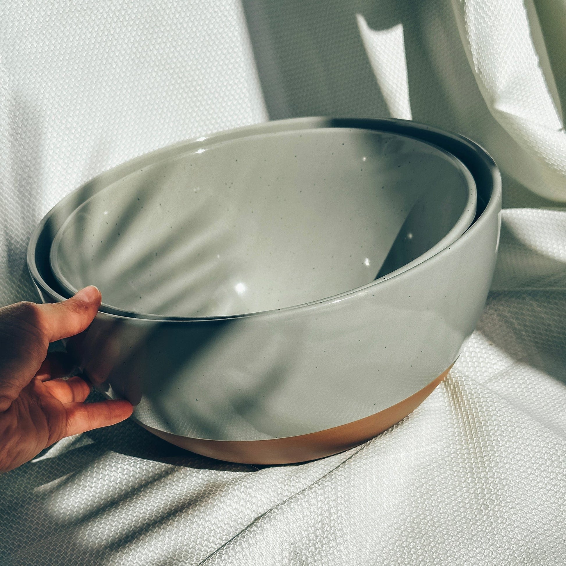 MORA CERAMICS Kitchen & Dining Large Mixing Bowls Set of 2 - 5.5 & 3.6 Qt - Earl Grey