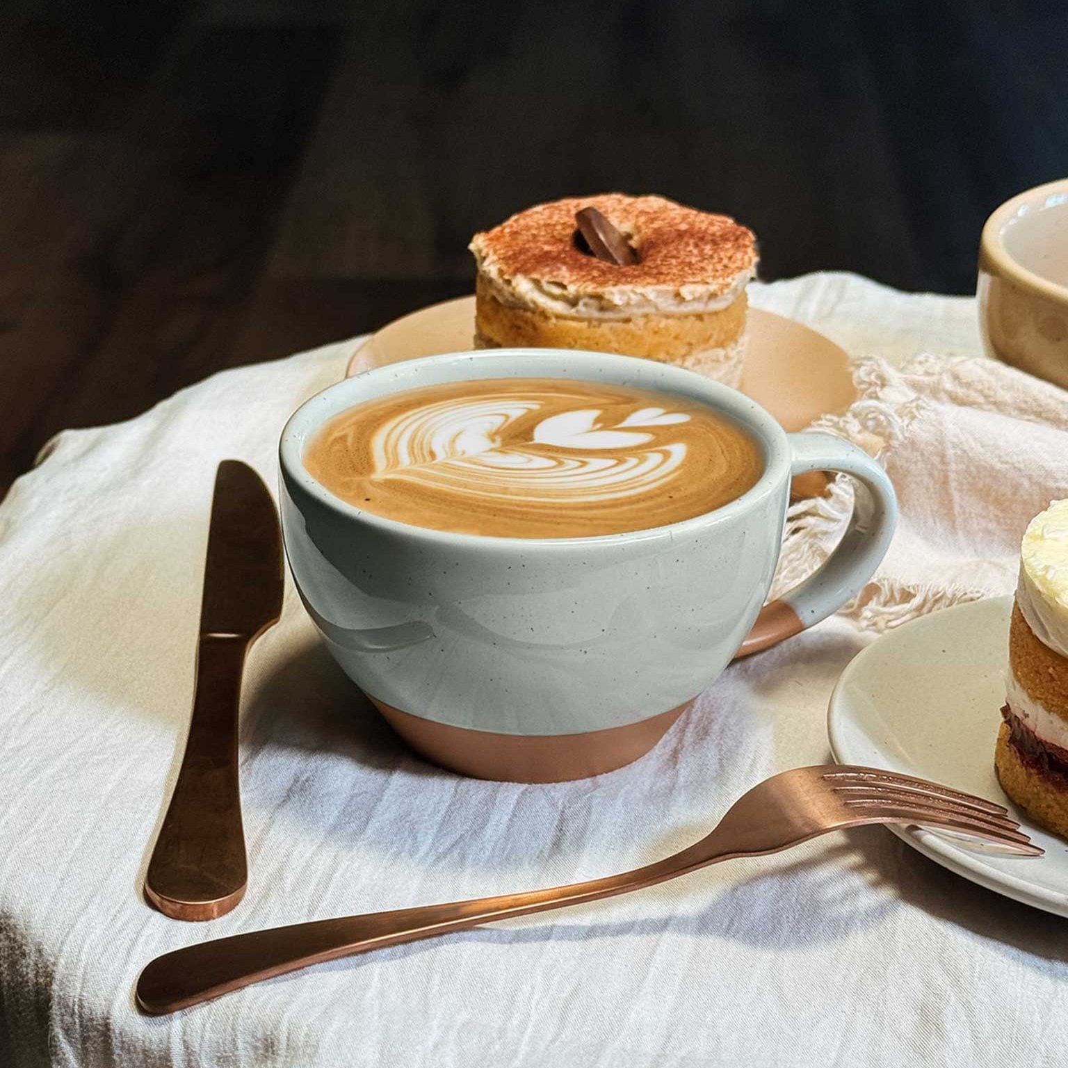 MORA CERAMICS Kitchen & Dining Latte Art Mug - 10.5oz - Earl Grey