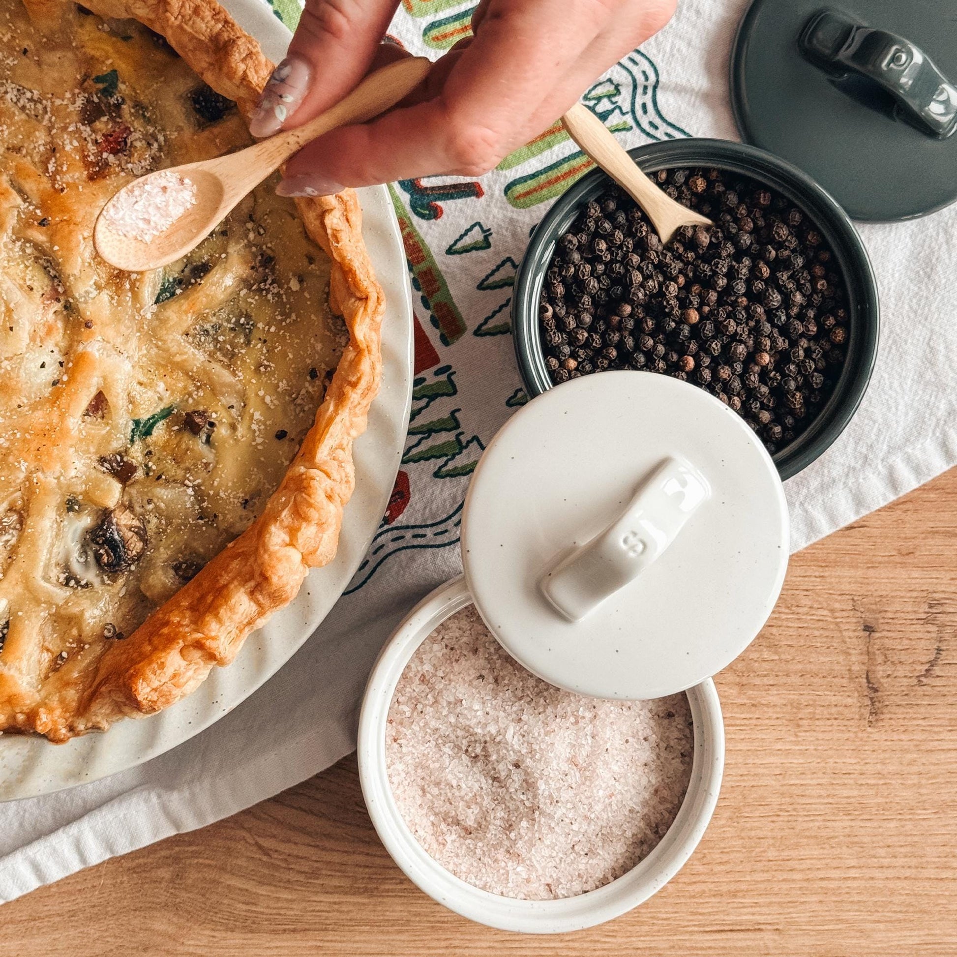 MORA CERAMICS Kitchen & Dining Salt & Pepper Cellar Set - Vanilla & Charcoal