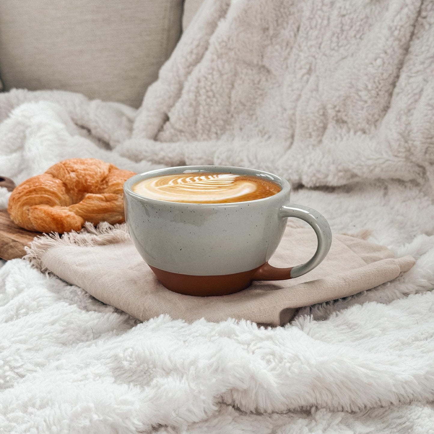 MORA CERAMICS Kitchen & Dining Latte Art Mug - 10.5oz - Earl Grey