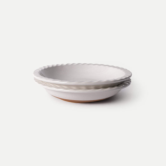MORA CERAMICS Kitchen & Dining Shallow Pie Pan Set of 2 - 9in - Vanilla White