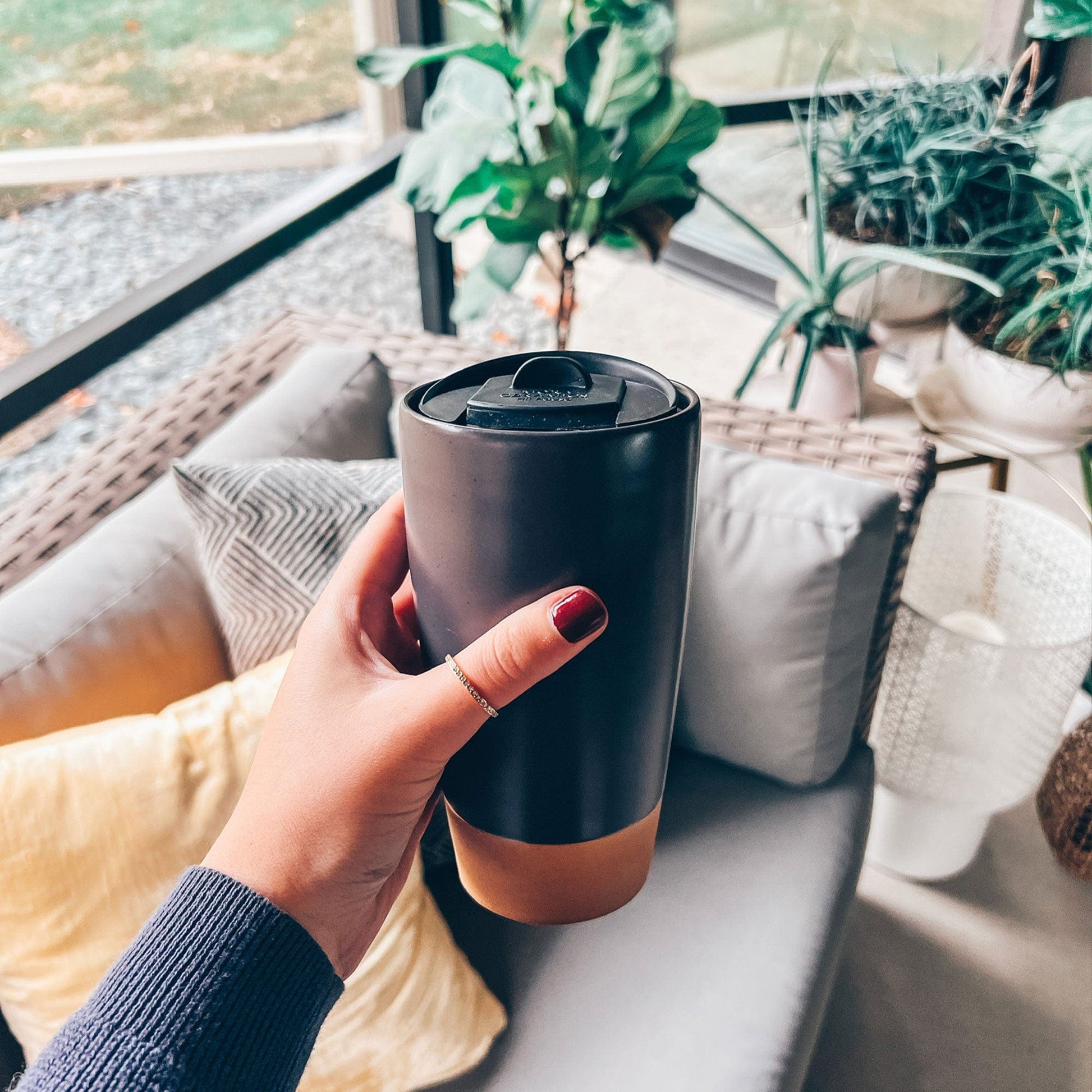 MORA CERAMICS Kitchen & Dining Double Walled Ceramic Travel Mug with Lid - Nightwaves - 14oz