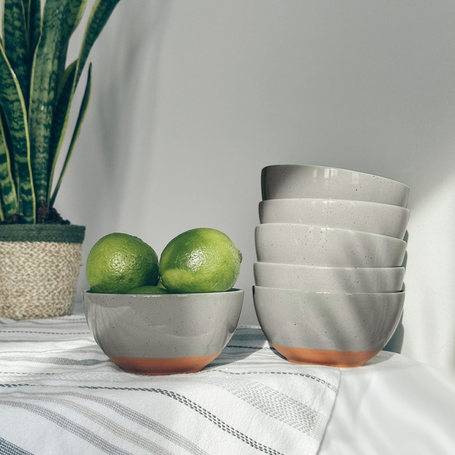 MORA CERAMICS Kitchen & Dining Small Dessert Bowls - 16oz - Earl Grey