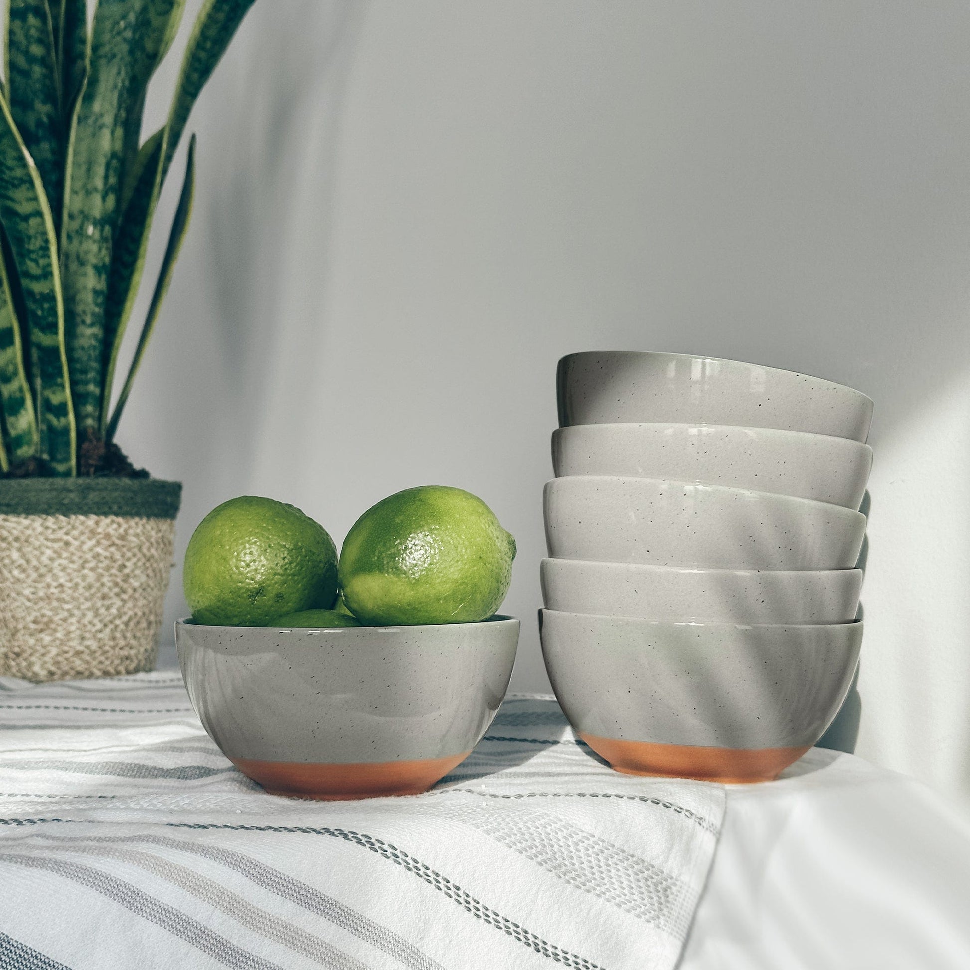 MORA CERAMICS Kitchen & Dining Small Dessert Bowls - 16oz - Earl Grey