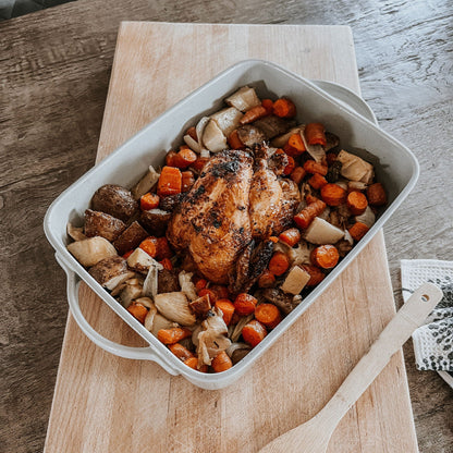 MORA CERAMICS Kitchen & Dining Lasagna Pan - 13x9 in - Earl Grey