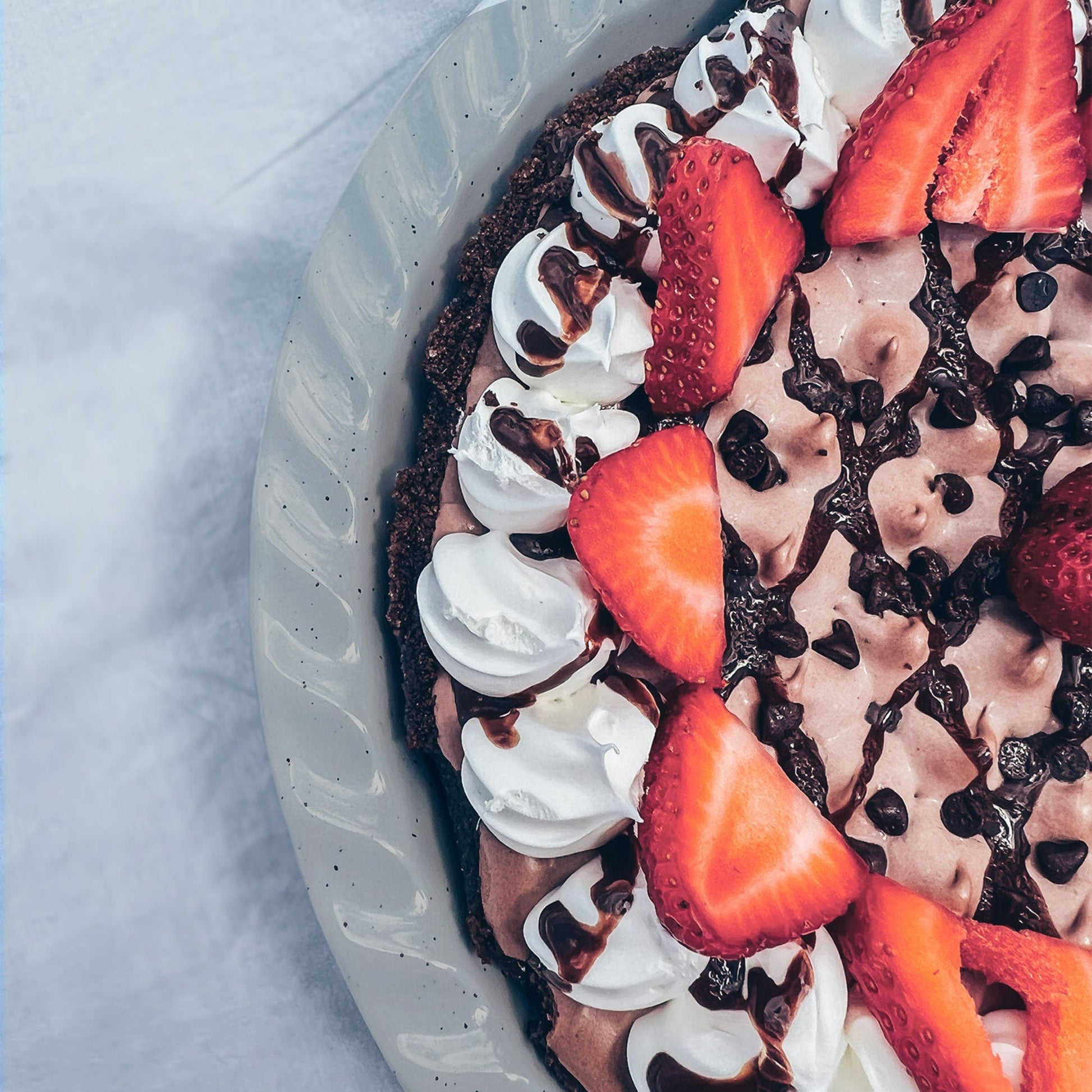 MORA CERAMICS Kitchen & Dining Shallow Pie Pan Set of 2 - 9in - Earl Grey