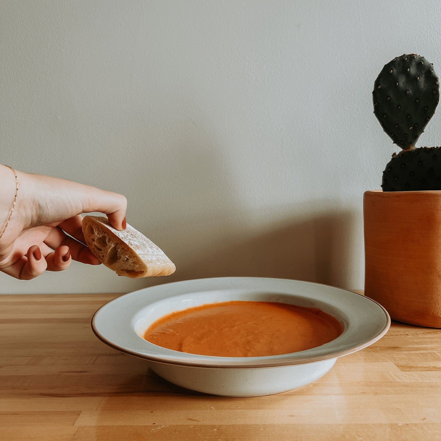 MORA CERAMICS Kitchen & Dining Soup Bowls - Wide-Rimmed - 25oz - Earl Grey