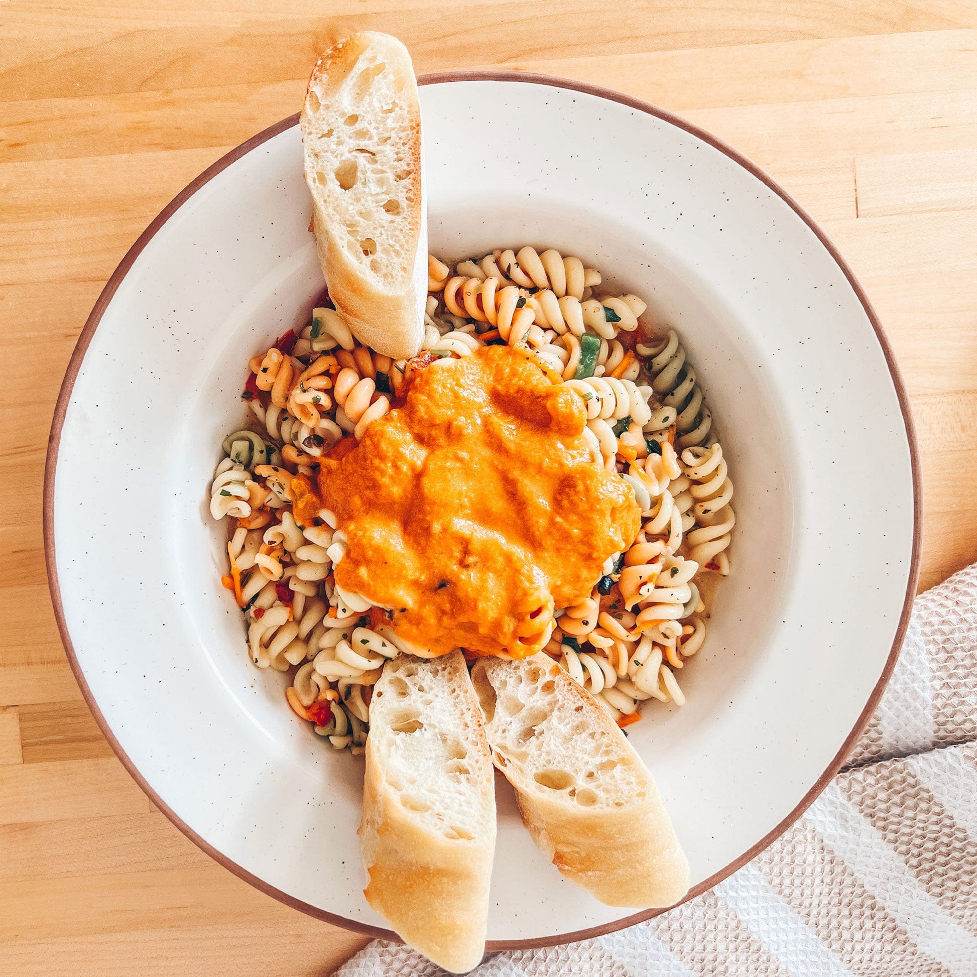 MORA CERAMICS Kitchen & Dining Soup Bowls - Wide-Rimmed - 25oz - Vanilla White