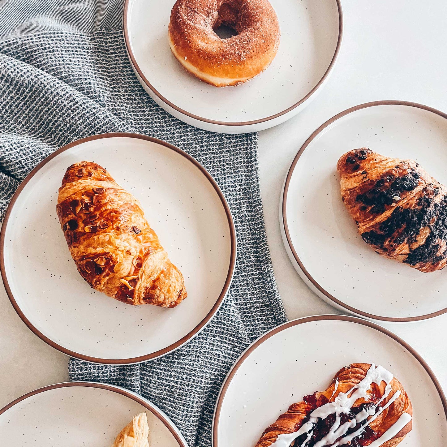 MORA CERAMICS Kitchen & Dining Salad Plates - 8 in - Vanilla White