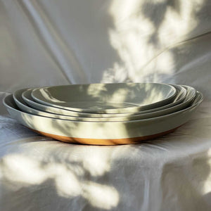 2XL & 3XL Serving Dishes - 15.9 & 14.6in - Earl Grey