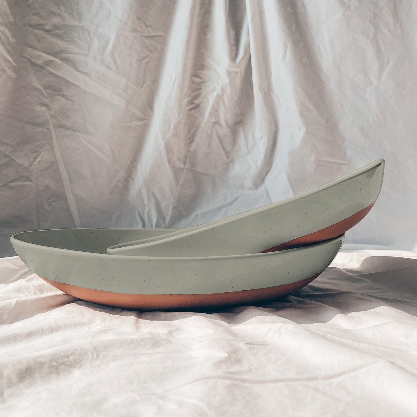 MORA CERAMICS Kitchen & Dining L & XL Serving Dishes - 13.5 & 11.8in - Earl Grey